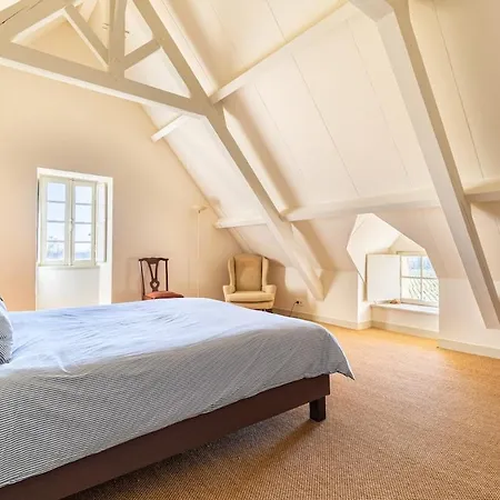 Chateau La Haye Wine Estate - Sleeps 12 Saint-Estèphe