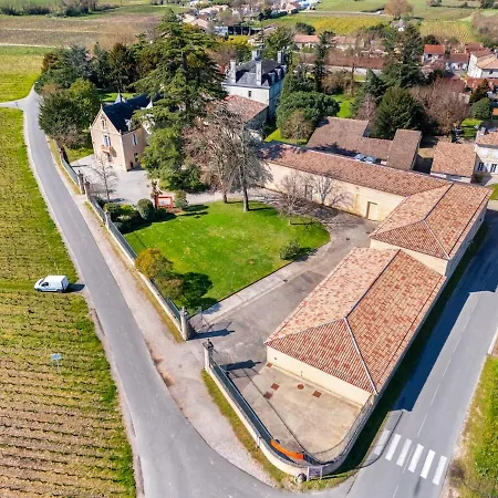 Feriehus Chateau La Haye Wine Estate - Sleeps 12