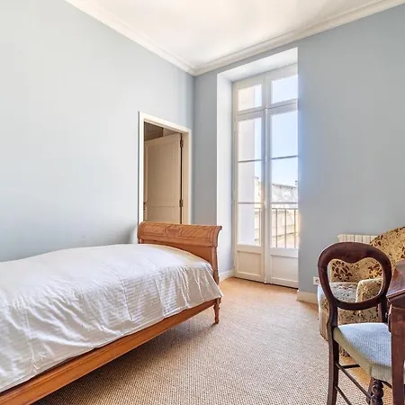 Chateau La Haye Wine Estate - Sleeps 12 Feriehus Saint-Estèphe